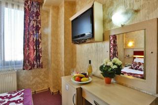 KAYAROYALHOTEL on Tiyatro Street Beyazit Fatih Istanbul - 6