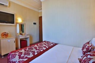 KAYAROYALHOTEL on Tiyatro Street Beyazit Fatih Istanbul - 5