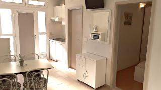 Wohnung Mit Balkon Und Meerblick In Strandnähe - 1