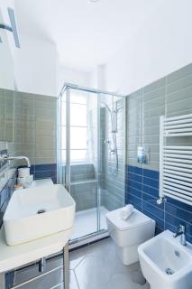 Chiaia Mon Amour Elegant Flat by Napoliapartments - Naples - 3