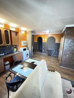 Квартира в центре город на главной улице Тауке хана Мега планет - 2