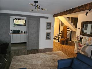 Ravell Lodge- occasional rental - 7