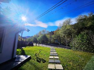 Ravell Lodge- occasional rental - 2