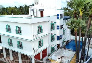 LUXUS Resort - Swimming Pool - 6