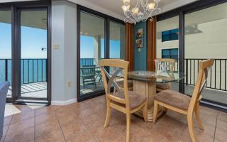 Phoenix III 3111 condo - 9