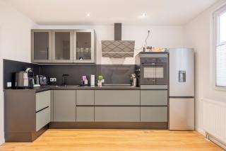 Zentral gelegen in Haan - 4 Schlafzimmer- Bis zu 7 Personen - 2