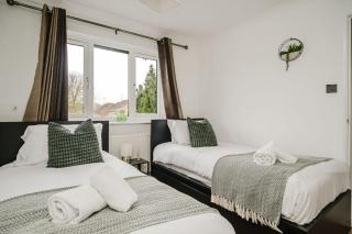 Fowler House 3BR Free WIFI Parking Maidenbouwer - 1