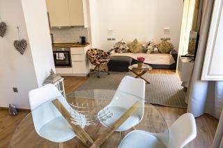 NOMADIA en LARIOS STREET - 1