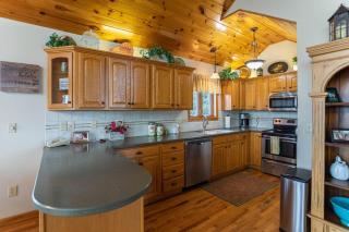 1 Amazing View - Blowing Rock - 4