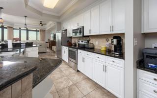 Phoenix West II 411 condo - 6