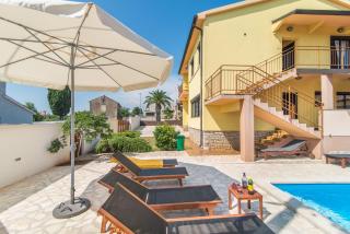 Ferienvilla Mit Pool In Pula - 4