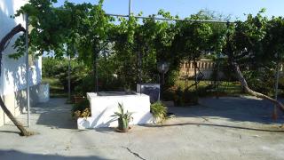 Kleine Villa Mit Geschlossenem Garten In Parabita - 4