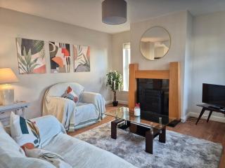 Beautiful Spacious 4-Bedroom House in Louisburgh - 8