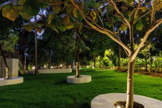 Eden Estate by StayJade Luxe 4BHK Villa Jacuzzi - 5