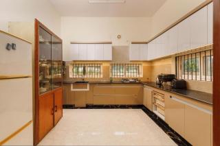 Eden Estate by StayJade Luxe 4BHK Villa Jacuzzi - 4