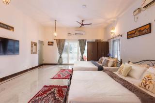 Eden Estate by StayJade Luxe 4BHK Villa Jacuzzi - 5