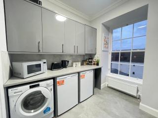 Celtic Apartment in the Heart of Central Edinburgh - 1