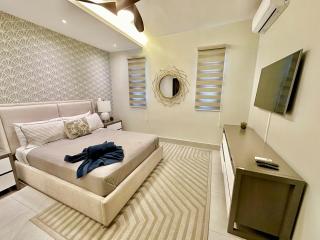 Master Suite Rialto Residences - 2