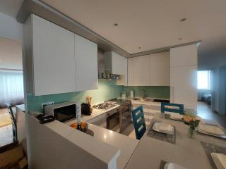 Casa Evelina con Parcheggio esterno e Garage gratis, appartamento con idromassaggio per due - 2