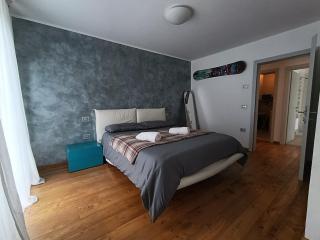 Casa Evelina con Parcheggio esterno e Garage gratis, appartamento con idromassaggio per due - Sanzeno - 1