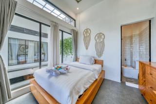 PROMO Minimalist 3 BR Villa Pvt Pool in Pererenan - 2