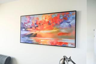 Modern 2BR Apartment for Contractors, Balcony & Fast Wi-Fi, W6 - 5