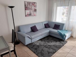 Chic 2-room apartment very central and quiet - 0