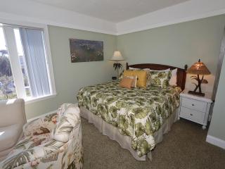 Cedars East #810 - 1