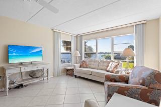Beach Harbor Club F202 - 8