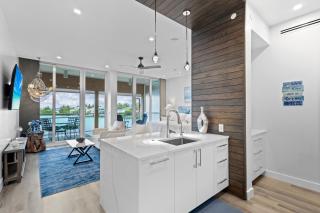 Inn on the Beach #6203 - 1