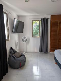 TR3S by Walter de la Renta - Studio - 7