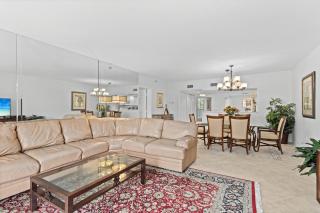 The Players Club #C101 - 8