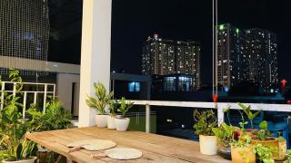 Cozy 1BR with Balcony Cô Giang, D1, HCM - 2