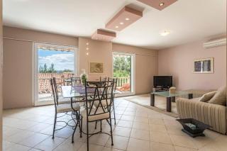 Charmantes Ferienhaus in Medići mit Privatem Pool - 9