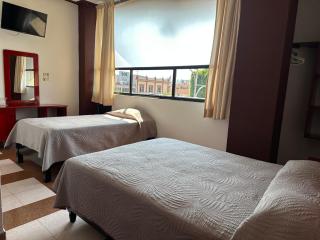 HOTEL y Vapor PLAZA - 8