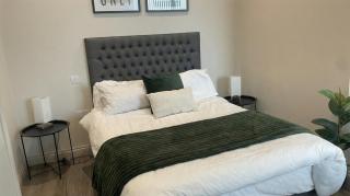 Luxury Leeds City Centre Studio With Incredible View - 5