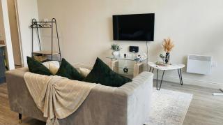 Luxury Leeds City Centre Studio With Incredible View - 6