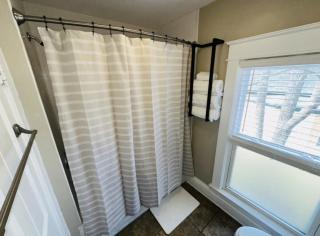 Mellow Yellow Hideaway - 3