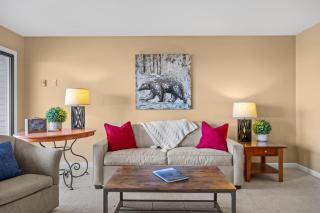 Stoneridge 35 with Wintergreen Advantage - 5