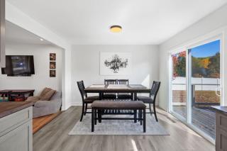 Pet-Friendly Saratoga Home with Fire Pit & Deck - 4