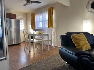 The Creekside Oasis Duplex - Central Avon - 6