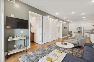 Whiskey Bent Condo in East Nash, 13 min to Broadway, Great for Groups! Free Parking, Gym, Rooftop - 5