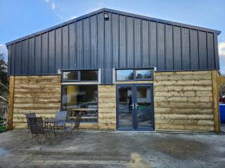 Fiddlestone Lodge in Castle Caldwell Forest - 9