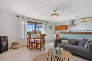 Authentic groundfloor apartment in beautiful villa, Javea - 1