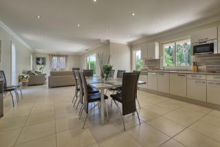 Superbe Villa récente, climatisée, piscine, 10 mn des plages et zones commerciales - 2