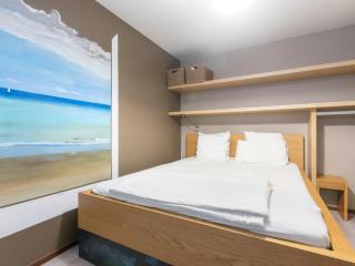 Long Beach 1 - 0904 - 2