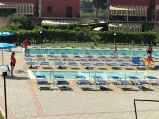 Pine Beach House - 2