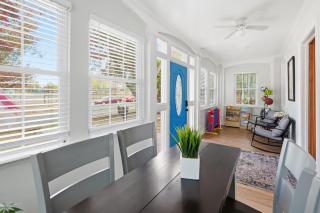 Sleeps 14 Games Minutes to the Capitol - 5