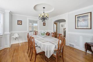 Sleeps 14 Games Minutes to the Capitol - 1