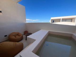 PH de 2 rec, gim, cine y jacuzzi privado en Tulum - 0